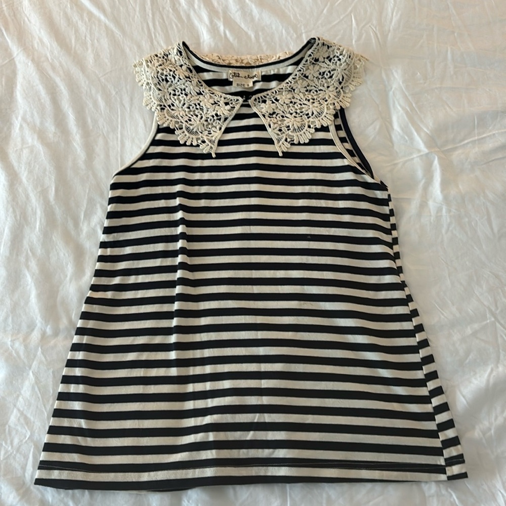 Anthropologie sleeveless top with crochet collar